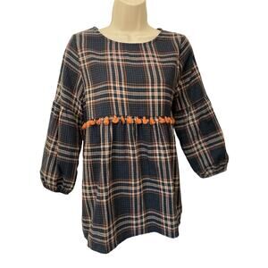 Kinnucan's, Charlie O. Flannel Top. 100% Warm Cotton, Tassle style, Ladies Small